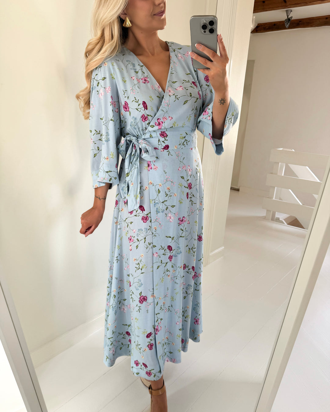 Y.A.S kjole savanna 3/4 wrap long skyway botalia - FORUDBESTILLING LEV. UGE 17/18