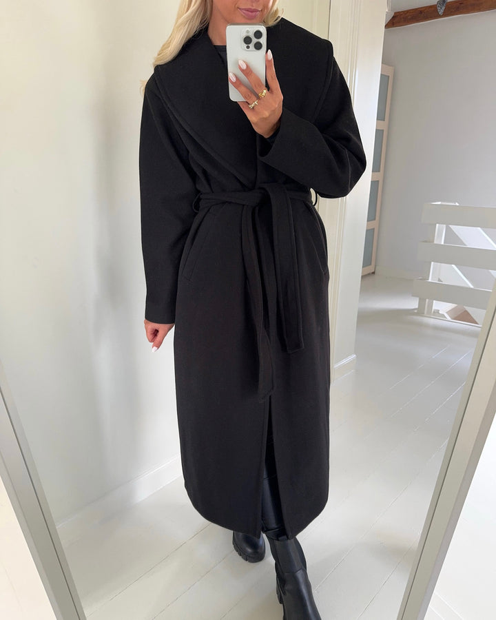 Vero Moda frakke anne bergen xtra long black