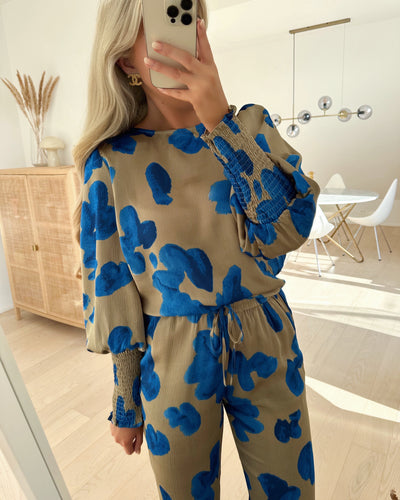 Love738-13 blouse sand/blue - FORUDBESTILLING LEV. UGE 49