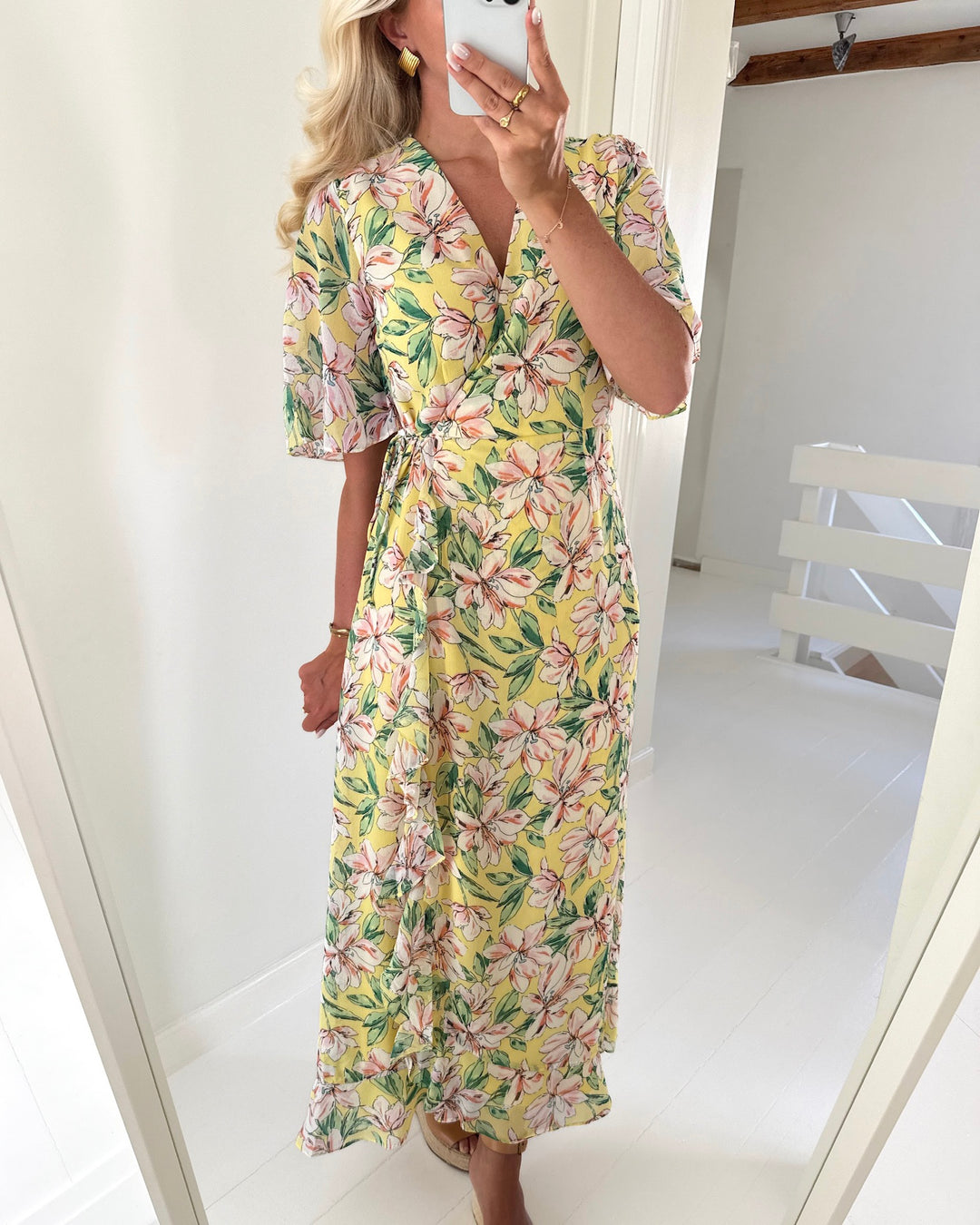 Vero Moda kjole zille 2/4 wrap maxi pale banana/big flower