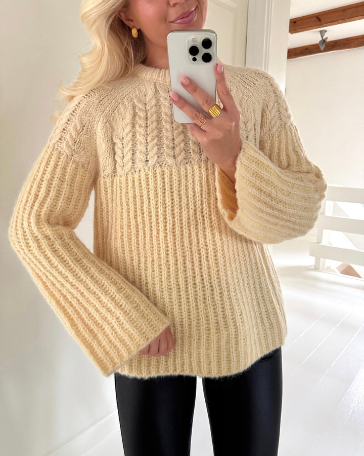 Vero Moda striktrøje erika ls o-neck long flan/pale banana