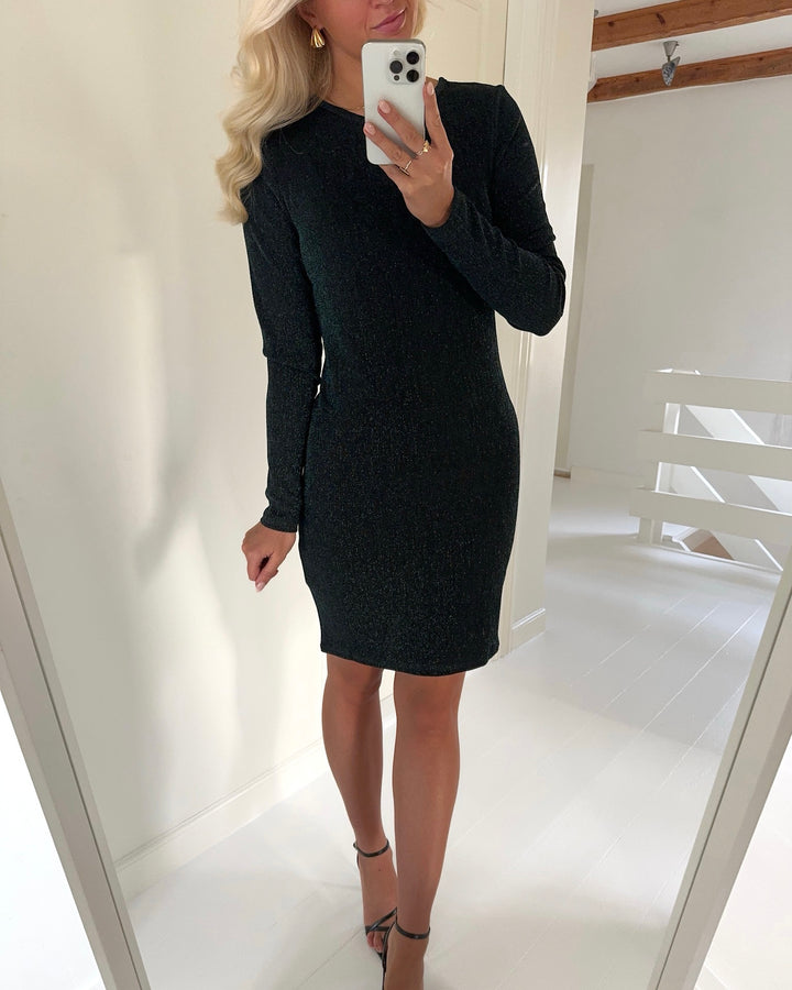 Sister's Point kjole vyla-dr1 black/pine