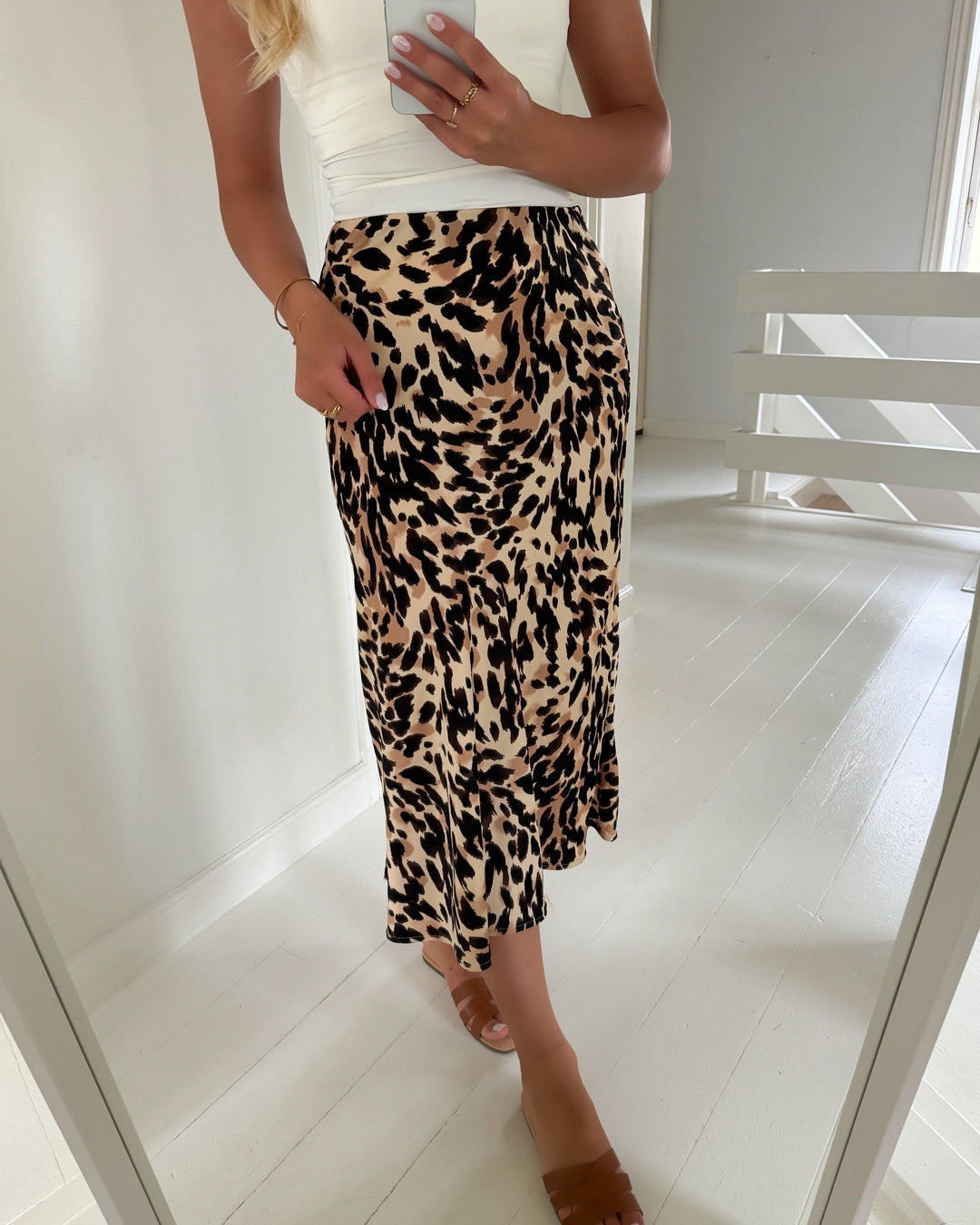 Y.A.S nederdel pella hw midi black/leo print