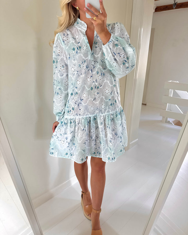 A-View kjole grete blue/white