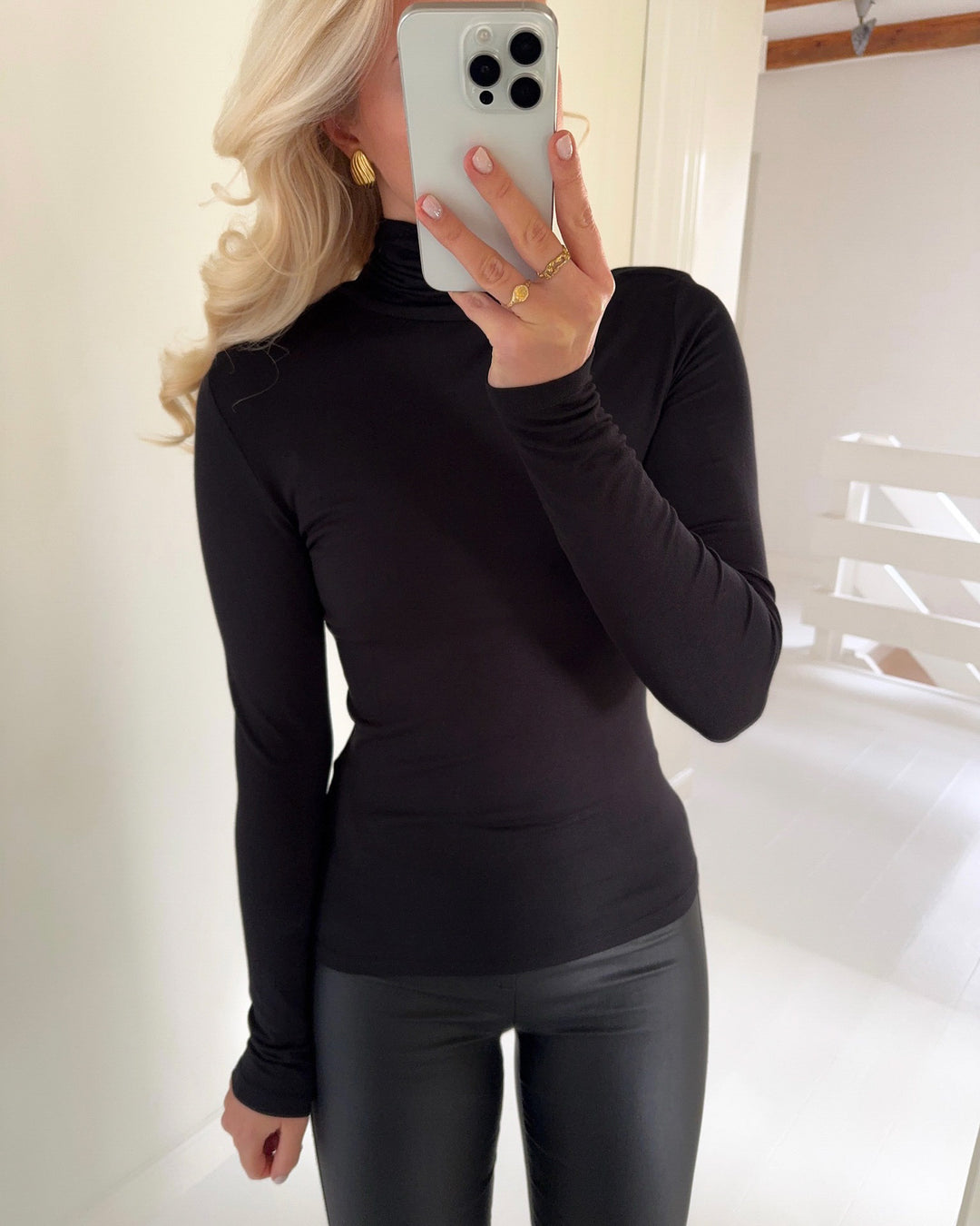 Vero Moda bluse alberte ls rollneck black