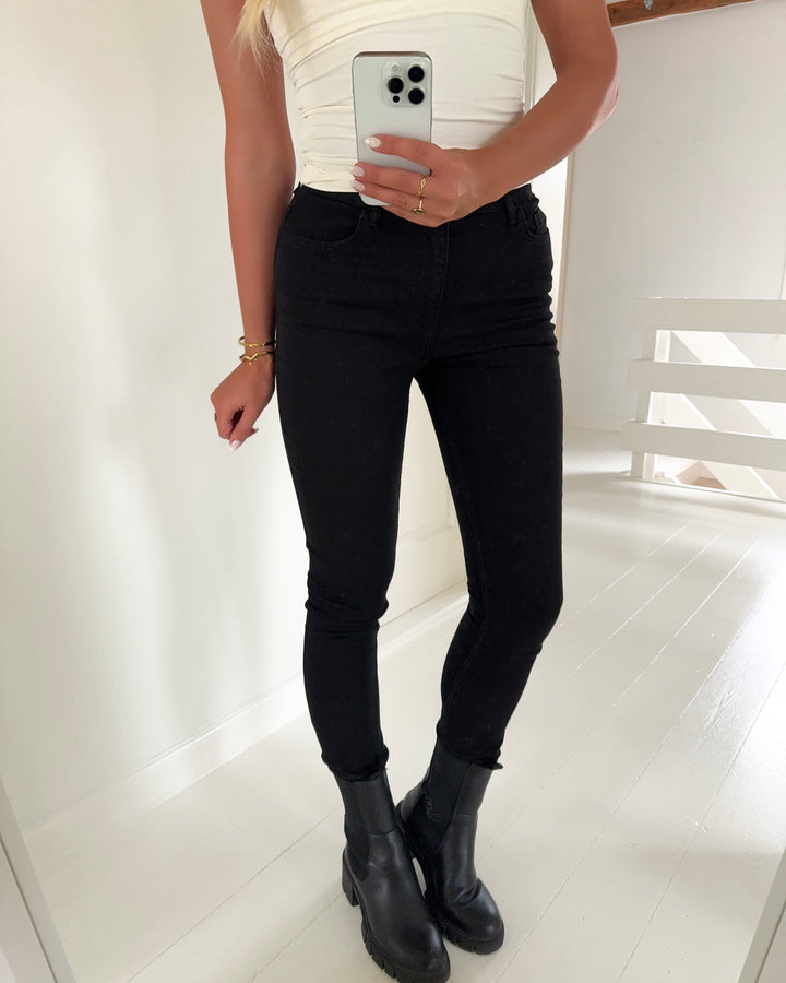 JDY bukser moon hw skinny black dnm noos black denim