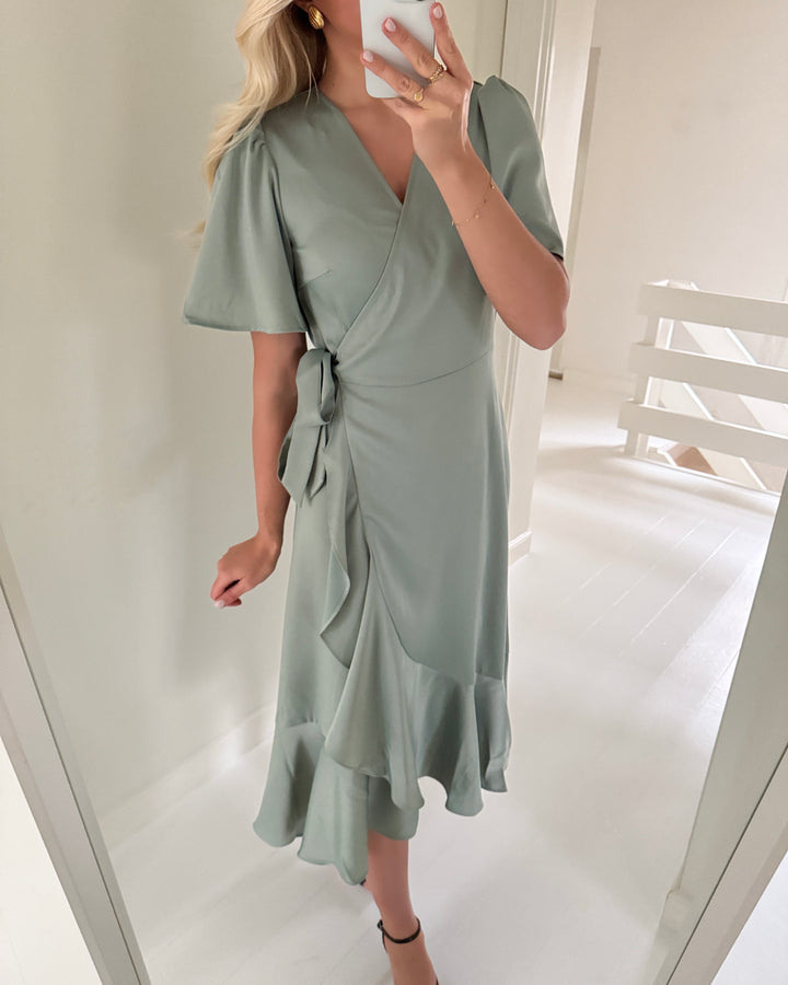 Y.A.S kjole thea 2/4 midi wrap green milieu
