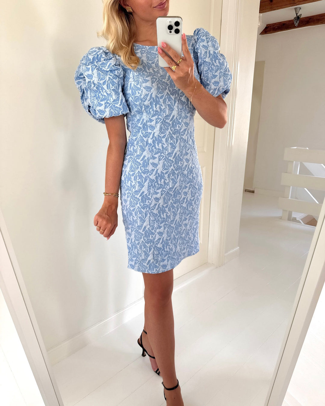 A-View kjole rolina light blue