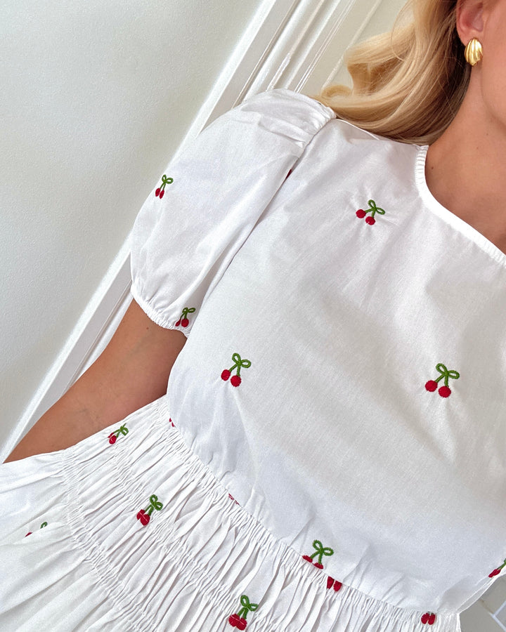 A-View top leonore white