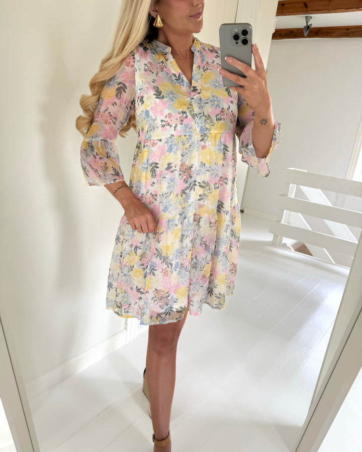 Vero Moda kjole smilla 3/4 short snow white kamille