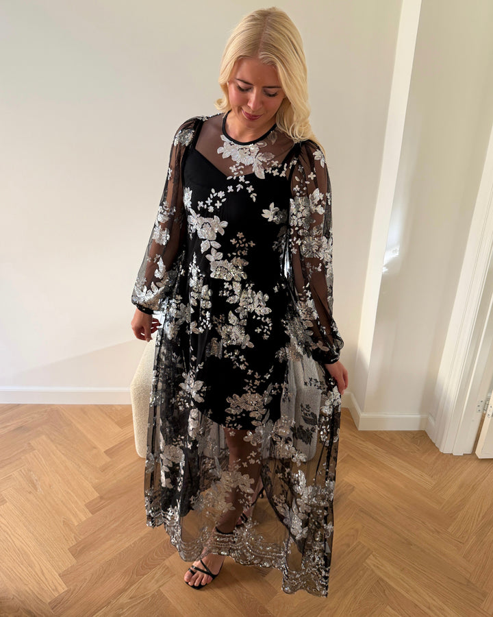 A-View kjole estelle black/silver