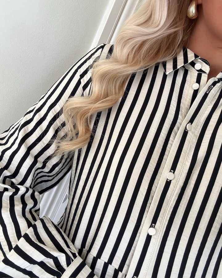 Y.A.S kjole kaya ls shirt birch/black stripes - FORUDBESTILLING LEV. UGE 35