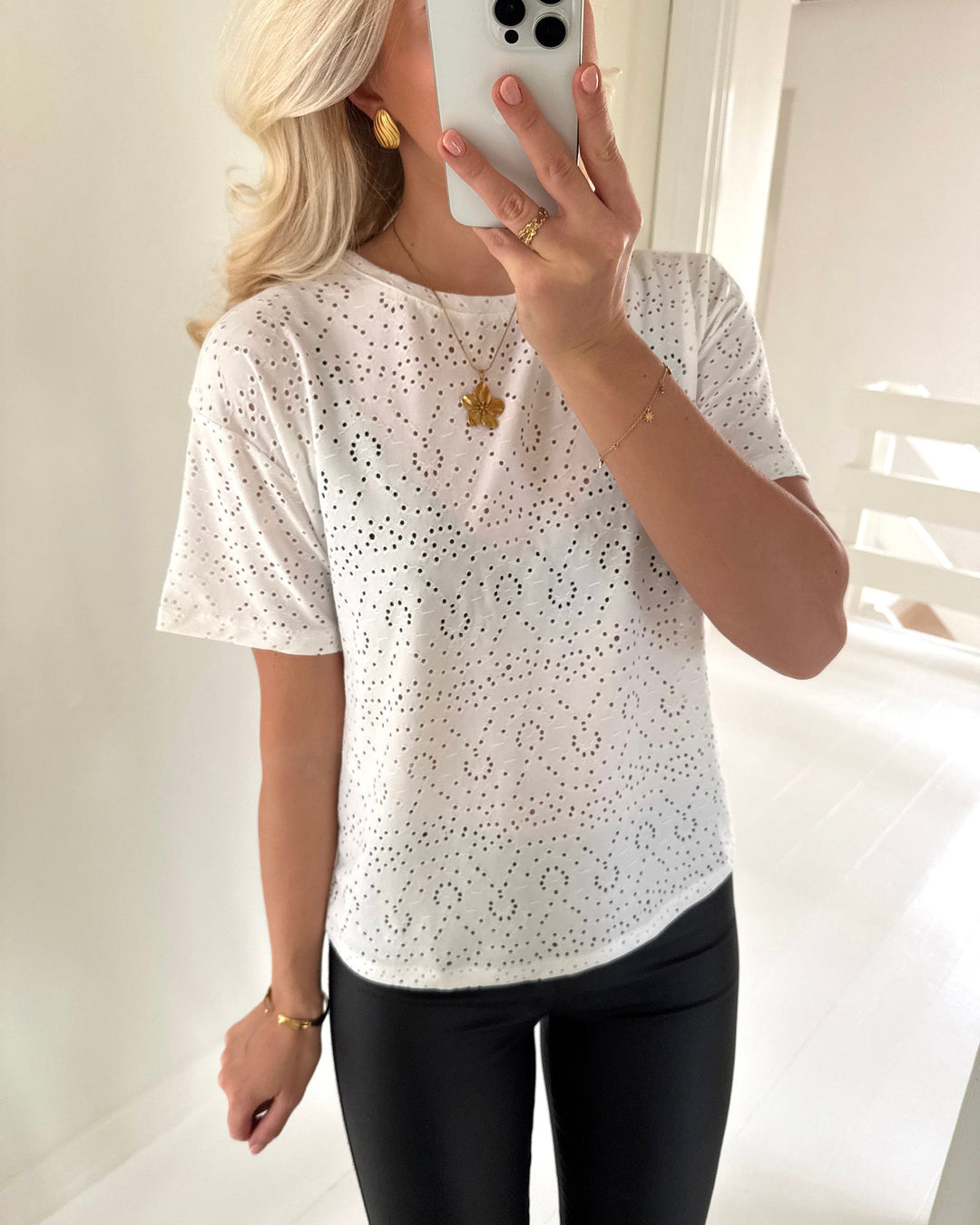 Pieces t-shirt abby ss brod ang cloud dancer