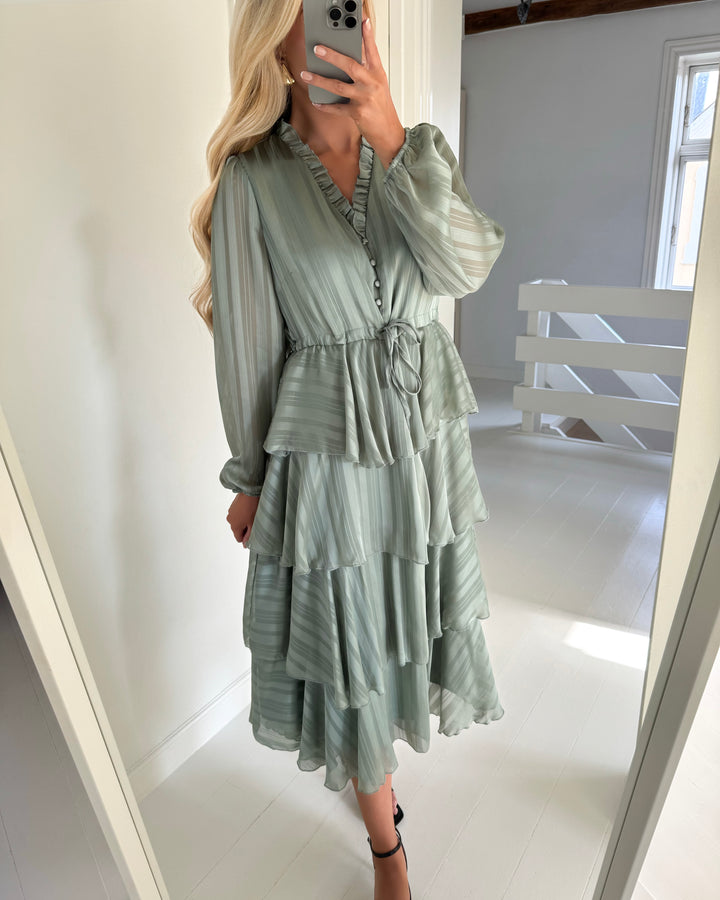 Y.A.S kjole cruella ls midi green milieu