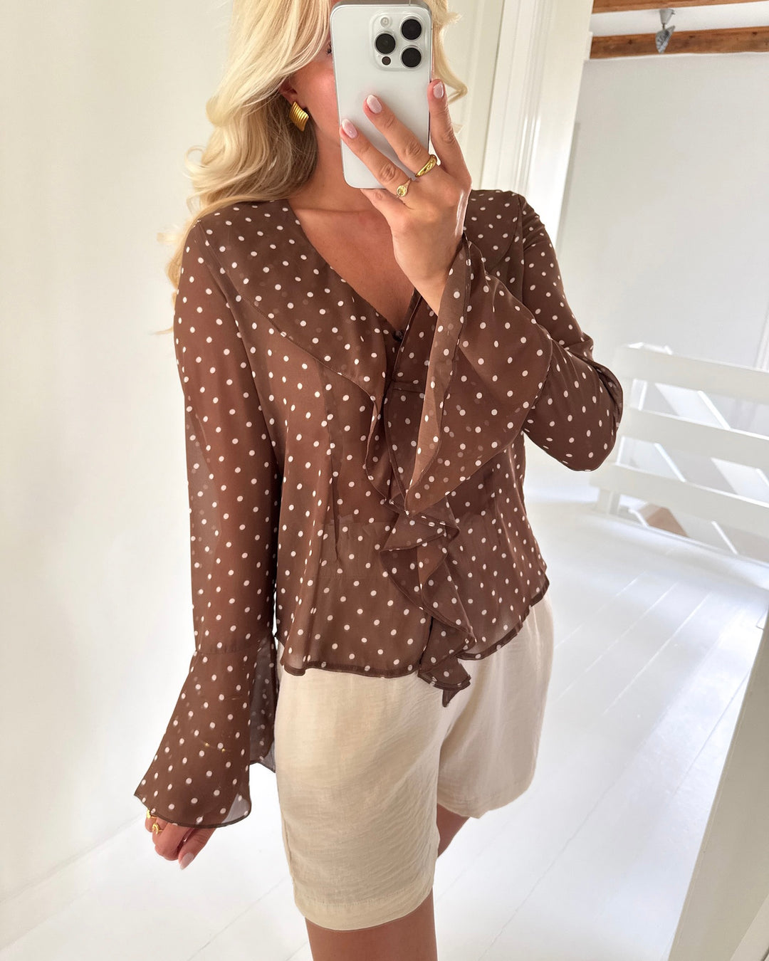 Vero Moda bluse willow ls frill chocolate martini snow white dot
