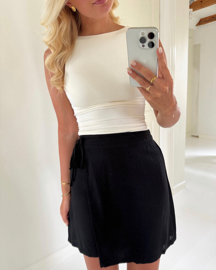 Pieces nederdel pia mw mini black