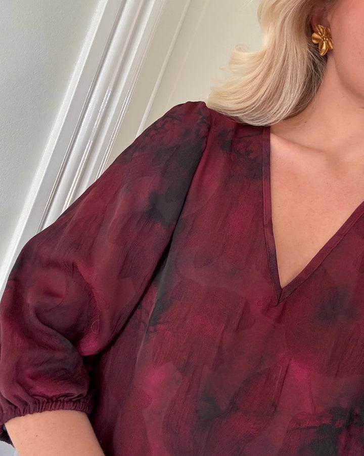 Sister's Point kjole ventia-v dr6 bordeaux blurred