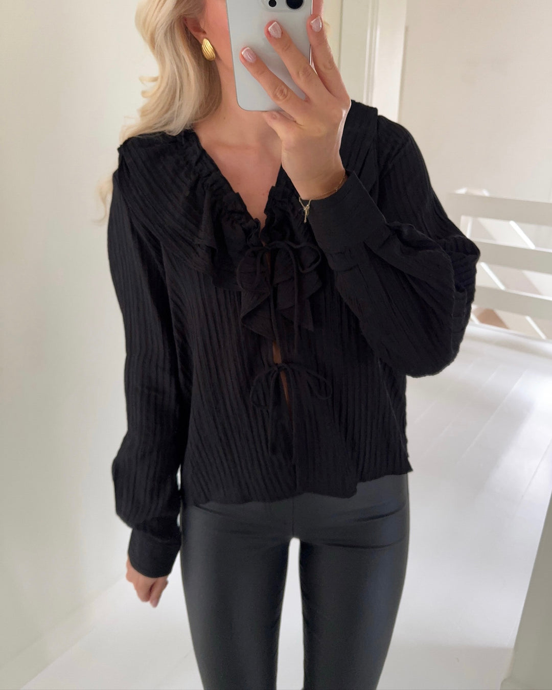 Vero Moda top kausa flounce ls black