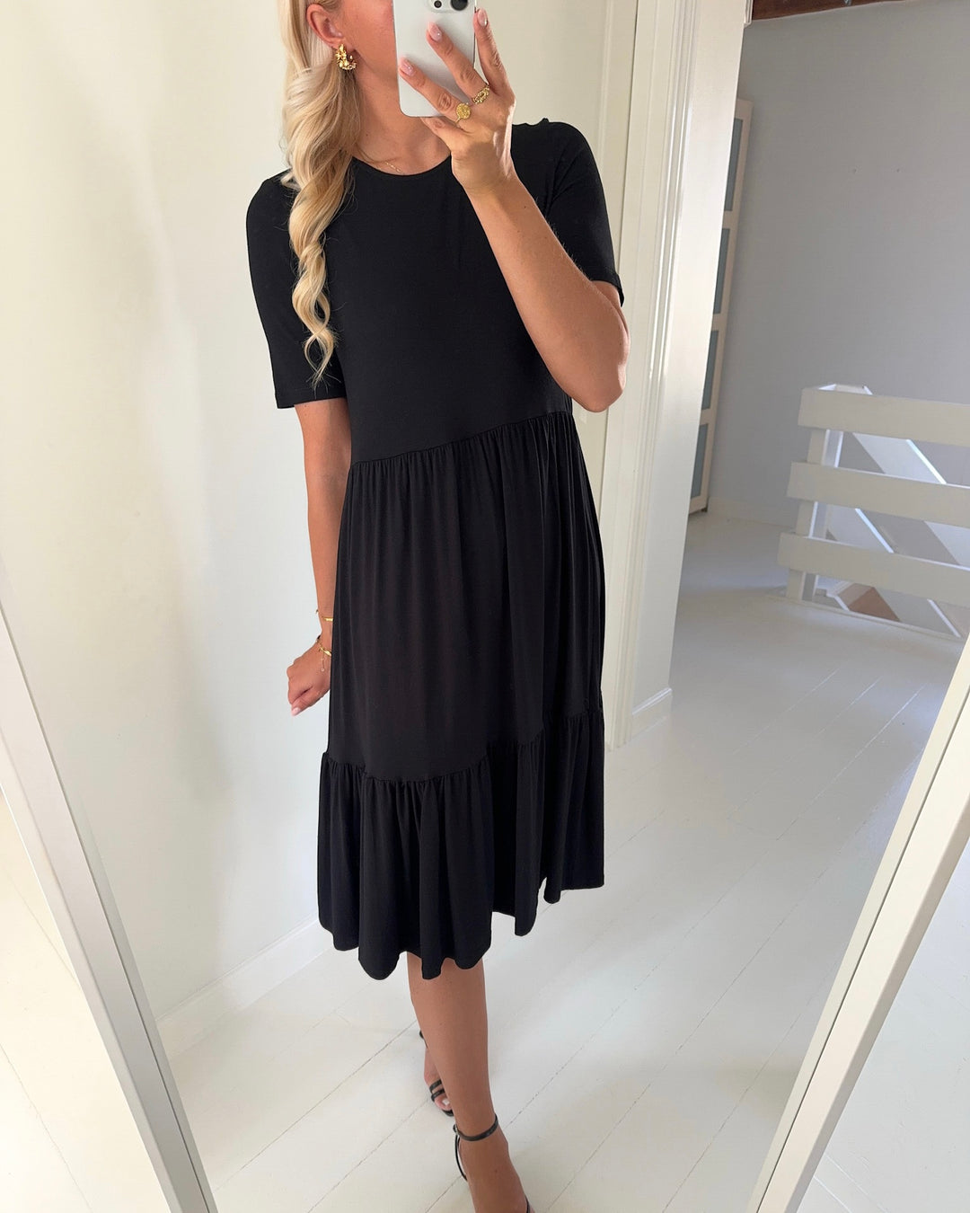 Vero Moda kjole mitsi 2/4 o-neck calf jrs black - FORUDBESTILLING LEV. UGE 35