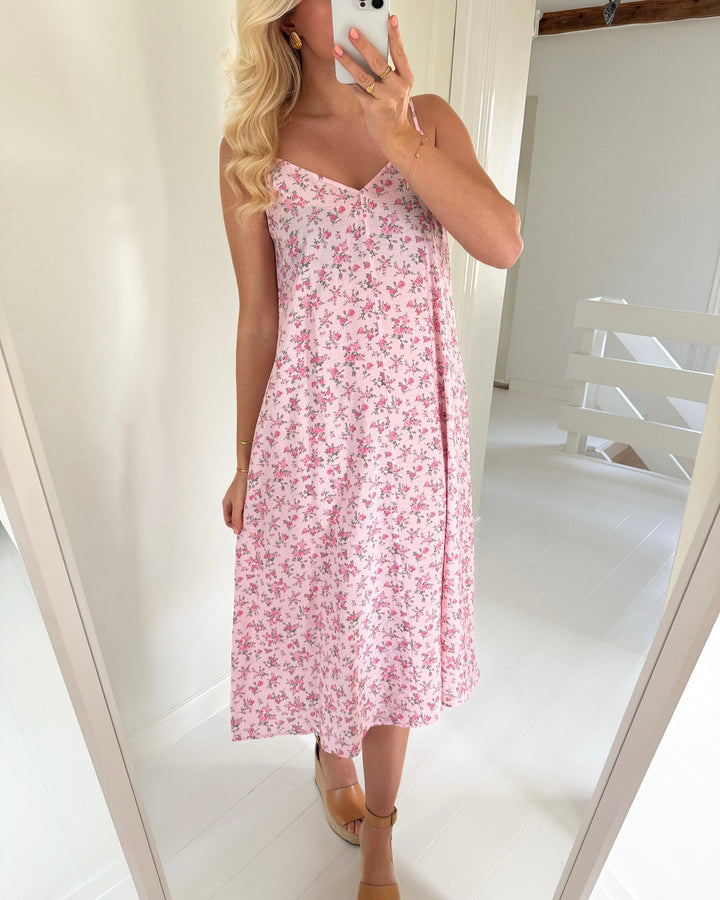 Vero Moda kjole josie calf singlet pink-a-boo pink molly