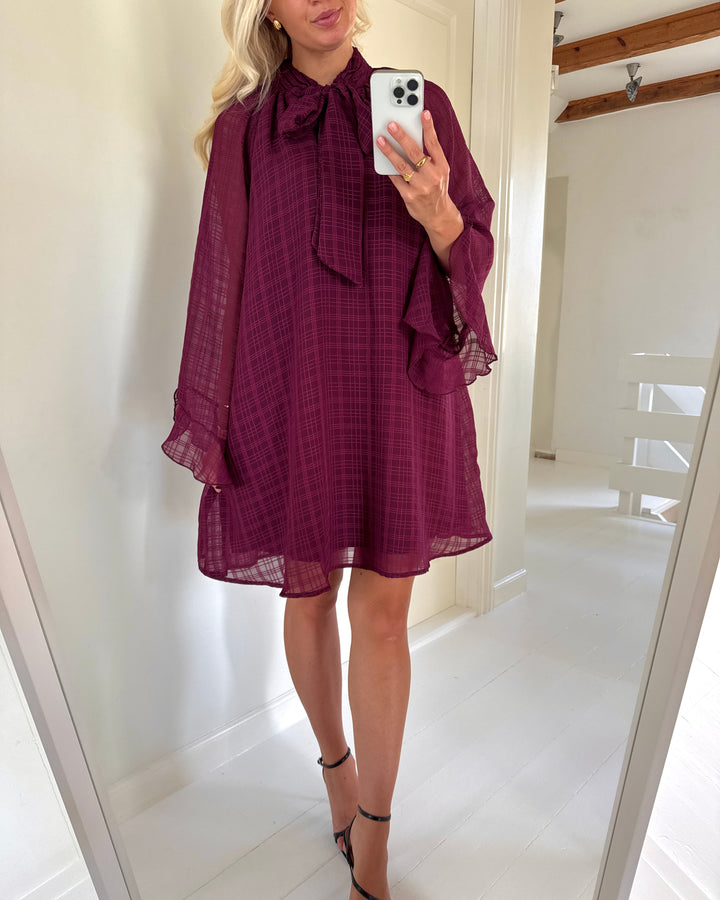 Y.A.S kjole liana ls tie neck s. fig