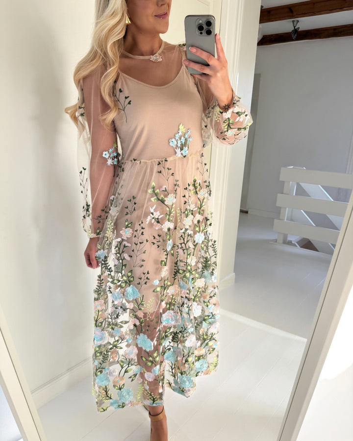 A-View kjole fuschia rose/blue