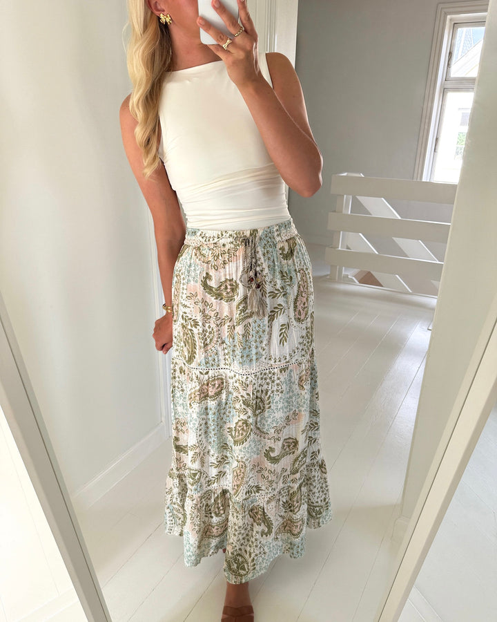 Vero Moda nederdel nina hm maxi lurex exp white/nina aop