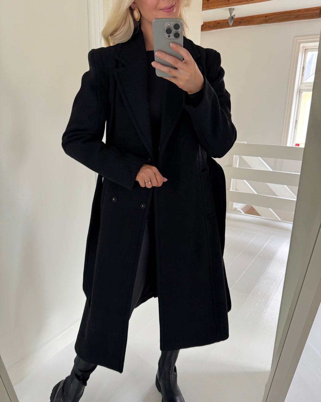 Y.A.S frakke kali wool blend black