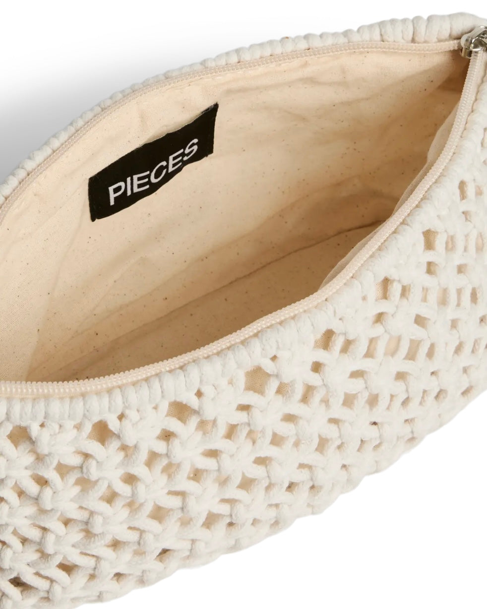 Pieces clutch ganna crochet cloud dancer