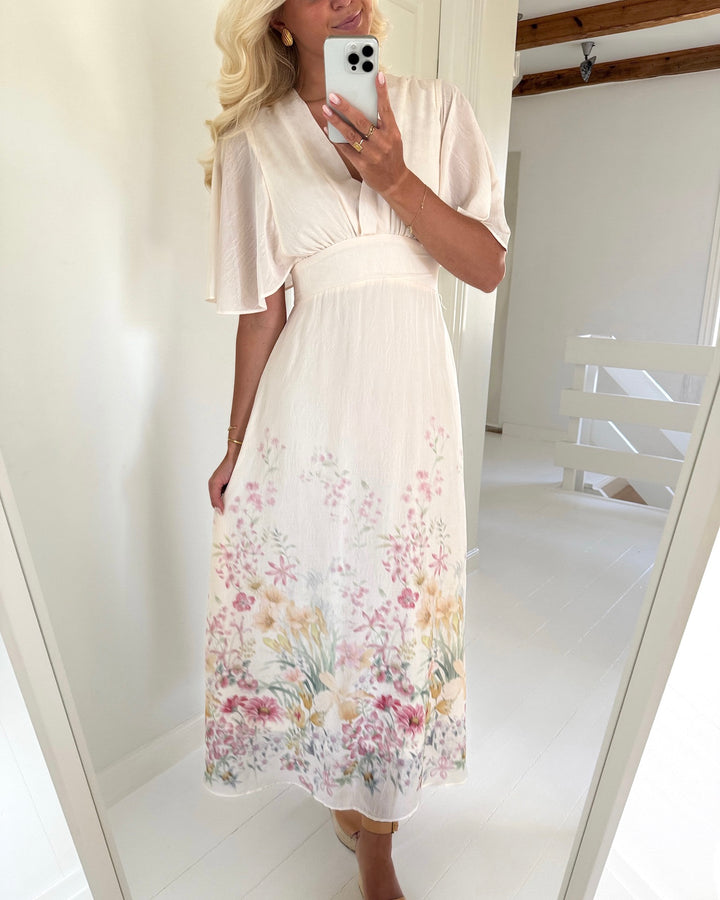 Sister's Point kjole gisela-dr25 cream/flower - FORUDBESTILLING LEV. UGE 18