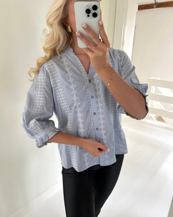 Love&Divine skjorte love1298 light blue/white