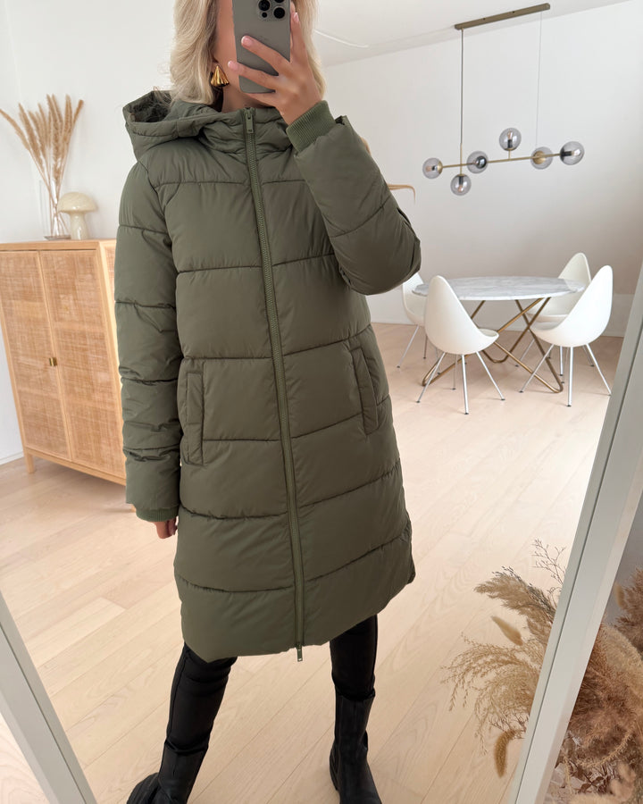 Pieces jakke bee long puffer deep lichen green