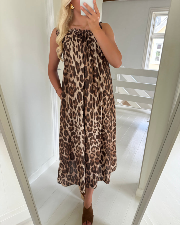 Aware by Vero Moda roxanne sl calf volume ermine/nila print