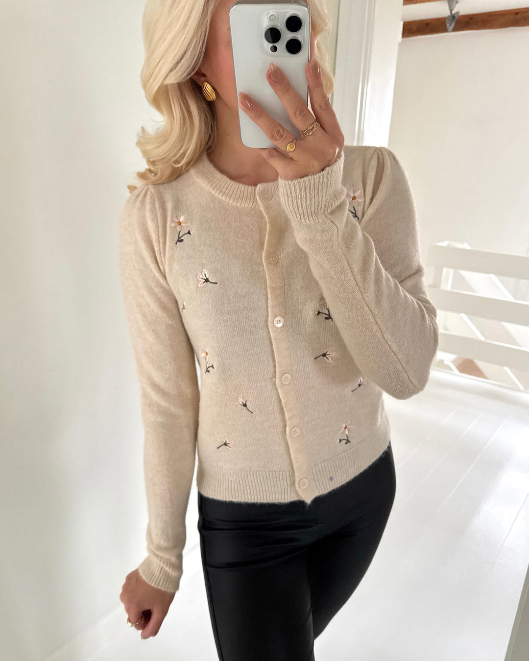 Vero Moda cardigan fiorella emb ls o-neck birch/embroidery