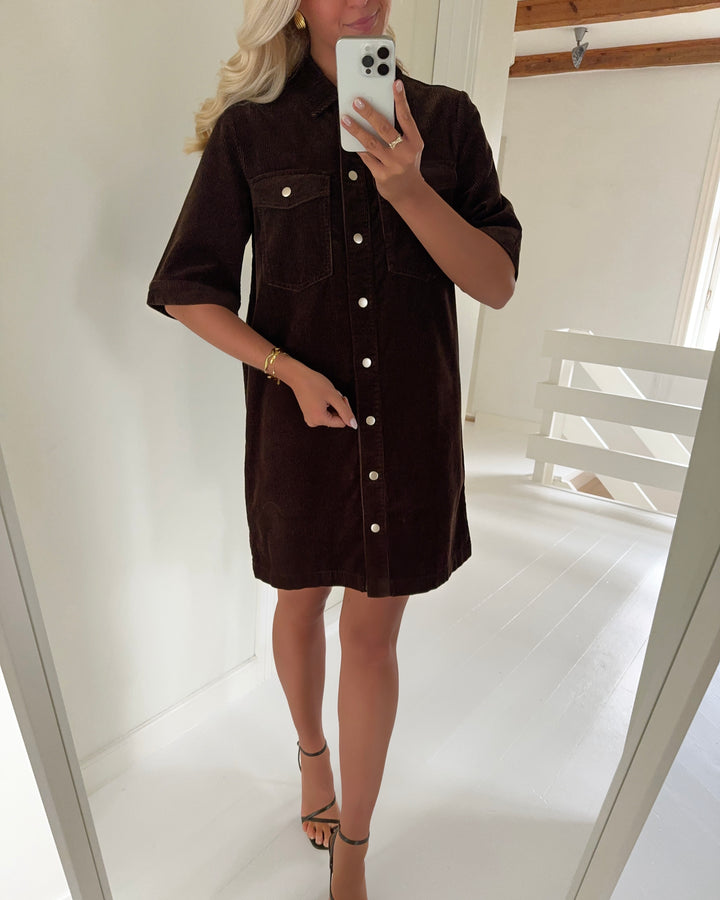 JDY kjole shiraz ss button coffee bean