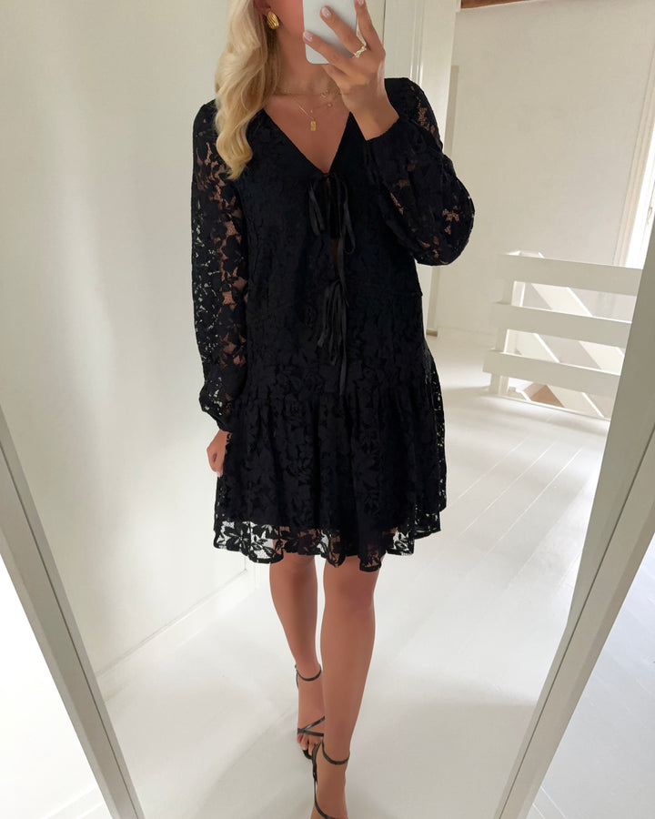 Sister's Point kjole gizette-dr black