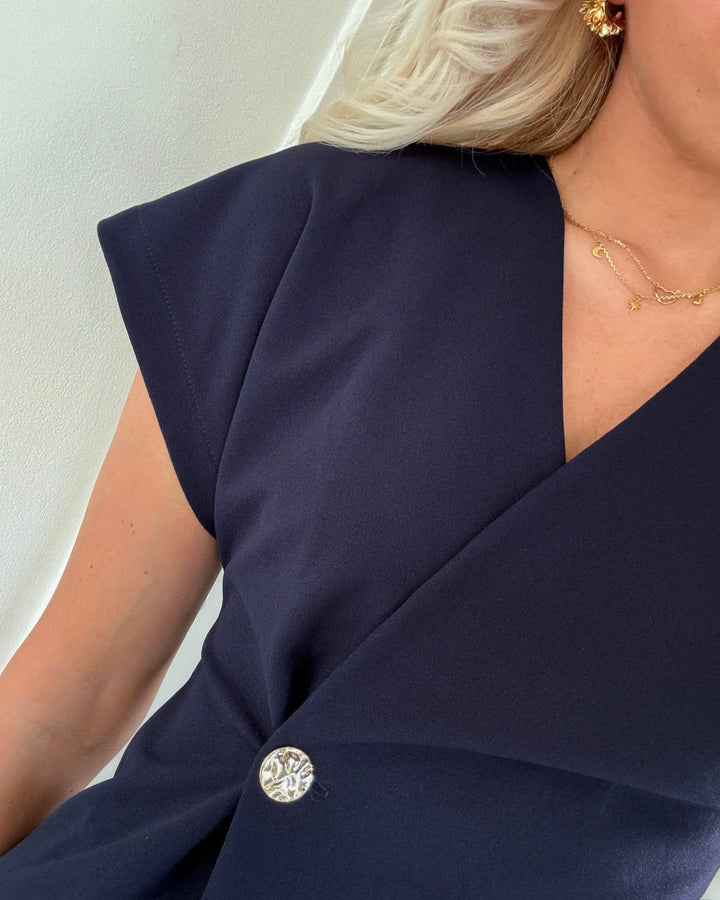 Sister’s Point top gevela-ve navy