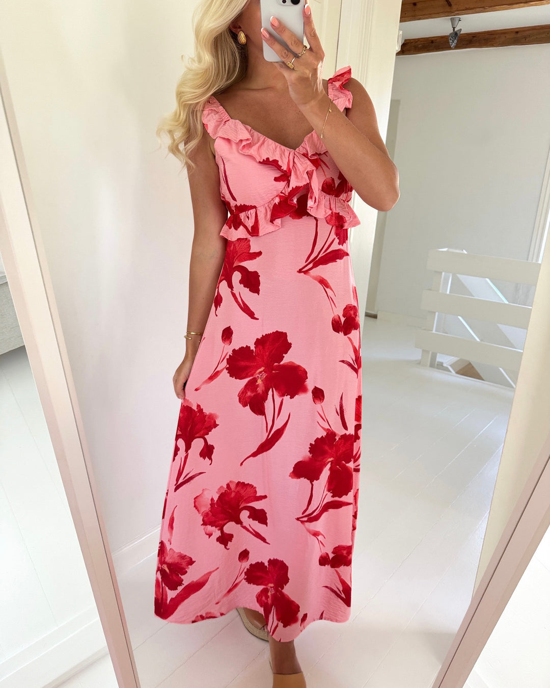 Only kjole hyaci sl frill long pink icing big red