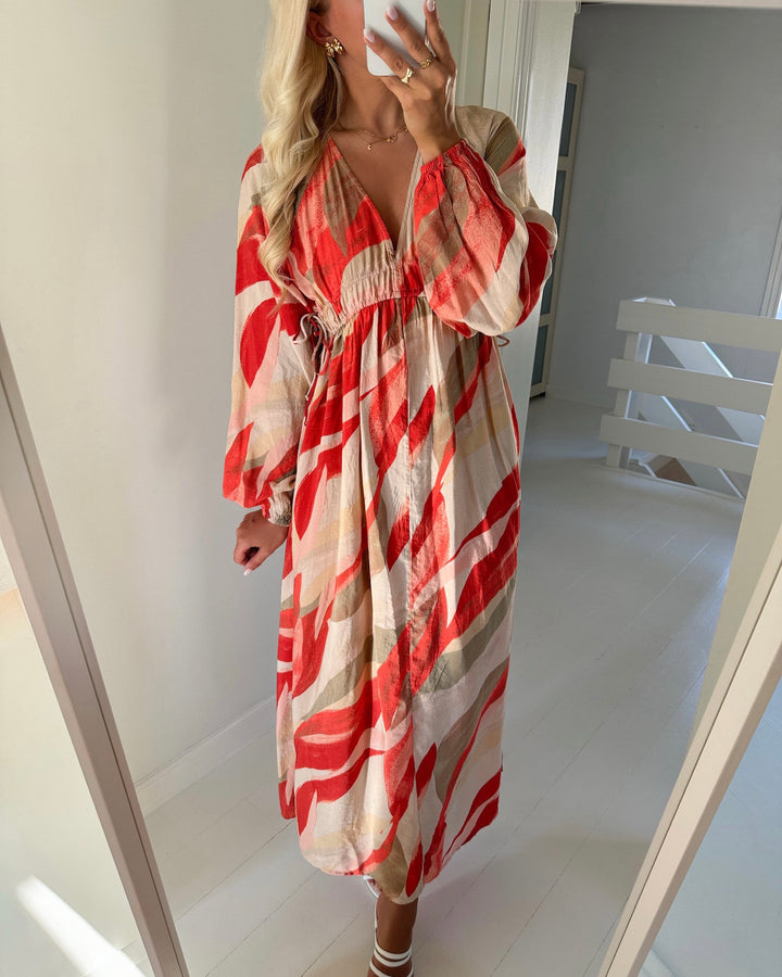 Vero Moda kjole tyra ls ankle v-neck wvn exp coral almond/abstract