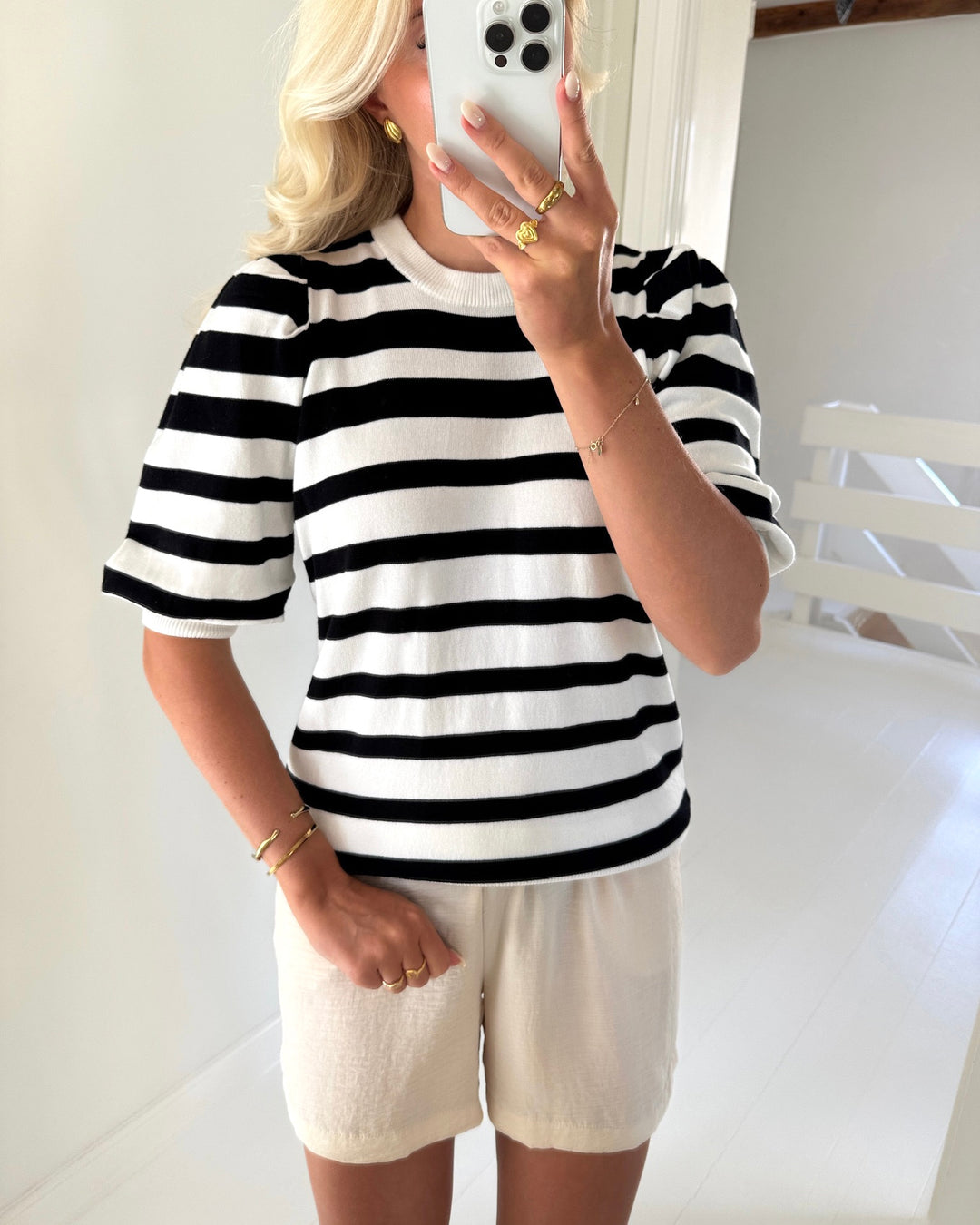 Sister's Point top halia-ss1 cream/black