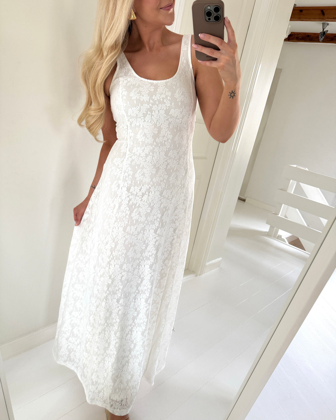 Vero Moda kjole salina sl lace cloud dancer