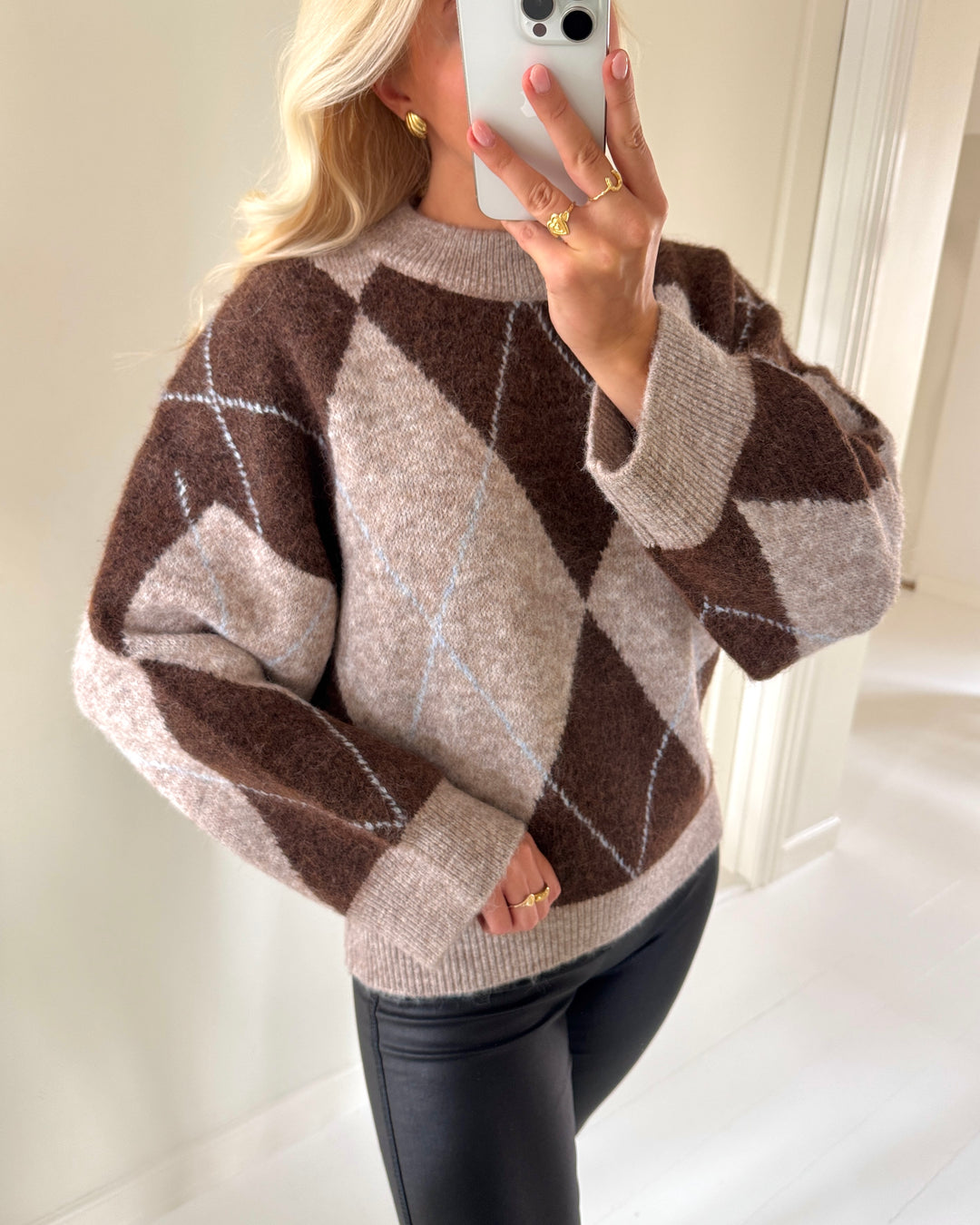 A-View striktrøje harlekin knit dark brown