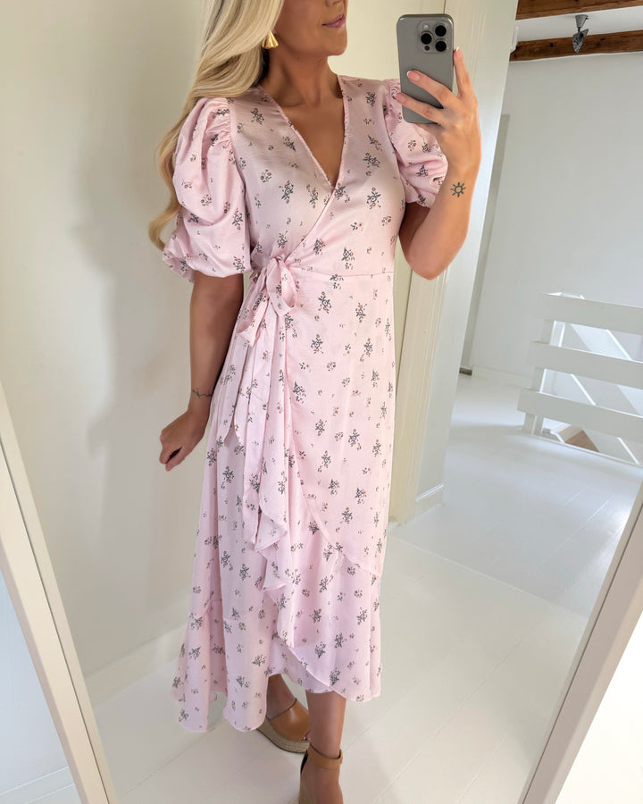 A-view kjole sinda flower rose/green