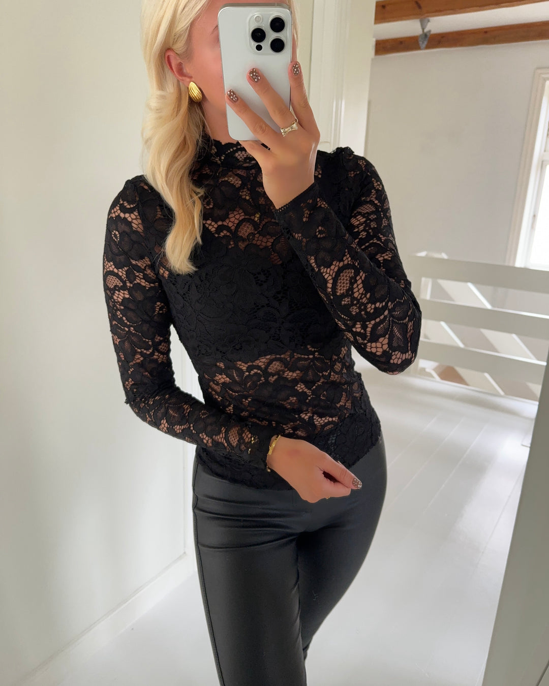 Y.A.S bluse lacey ls lace black