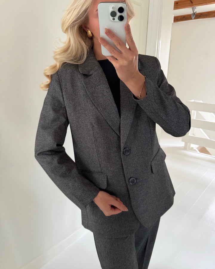 JDY blazer bloom siri ls black/white salt & pepper - FORUDBESTILLING LEV. UGE 5