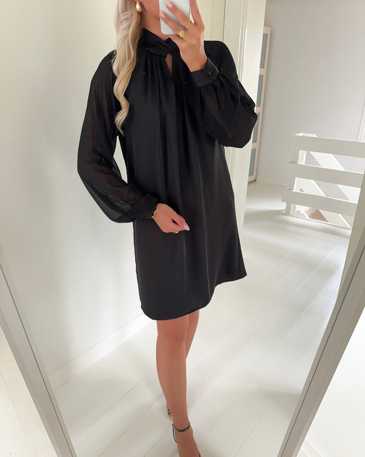 JDY kjole urba l/s knot detail black