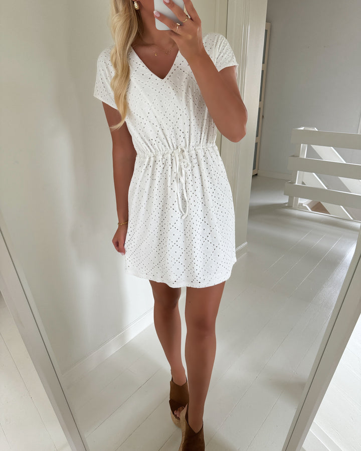 Vero Moda kjole tassa ss short snow white