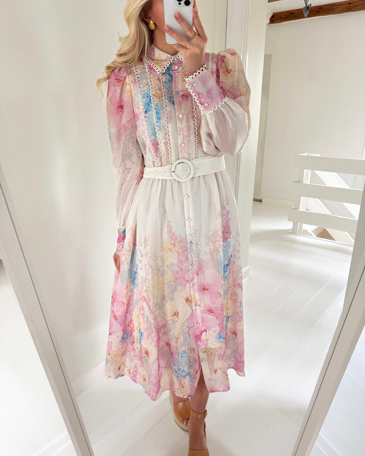 Y.A.S kjole florence ls long pristine florence aop - FORUDBESTILLING LEV. START APRIL