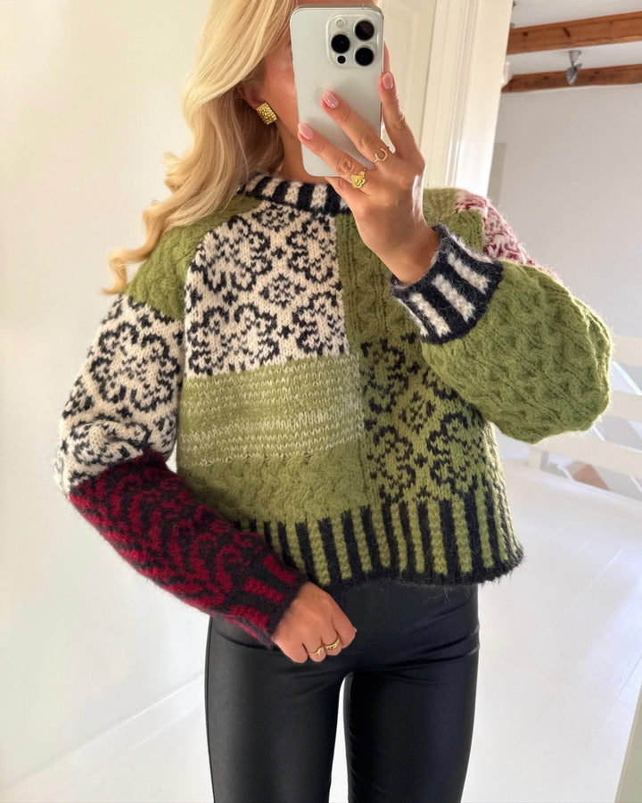Pieces striktrøje fusion ls o-neck knit woodbine red & birch