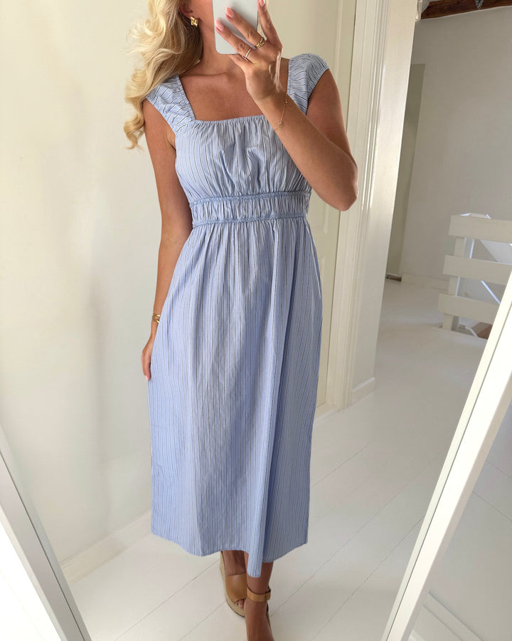 Vero Moda kjole leya sl 7/8 stripe brunnera blue/black